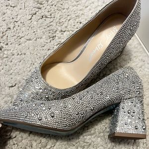 betsey johnson paige pumps